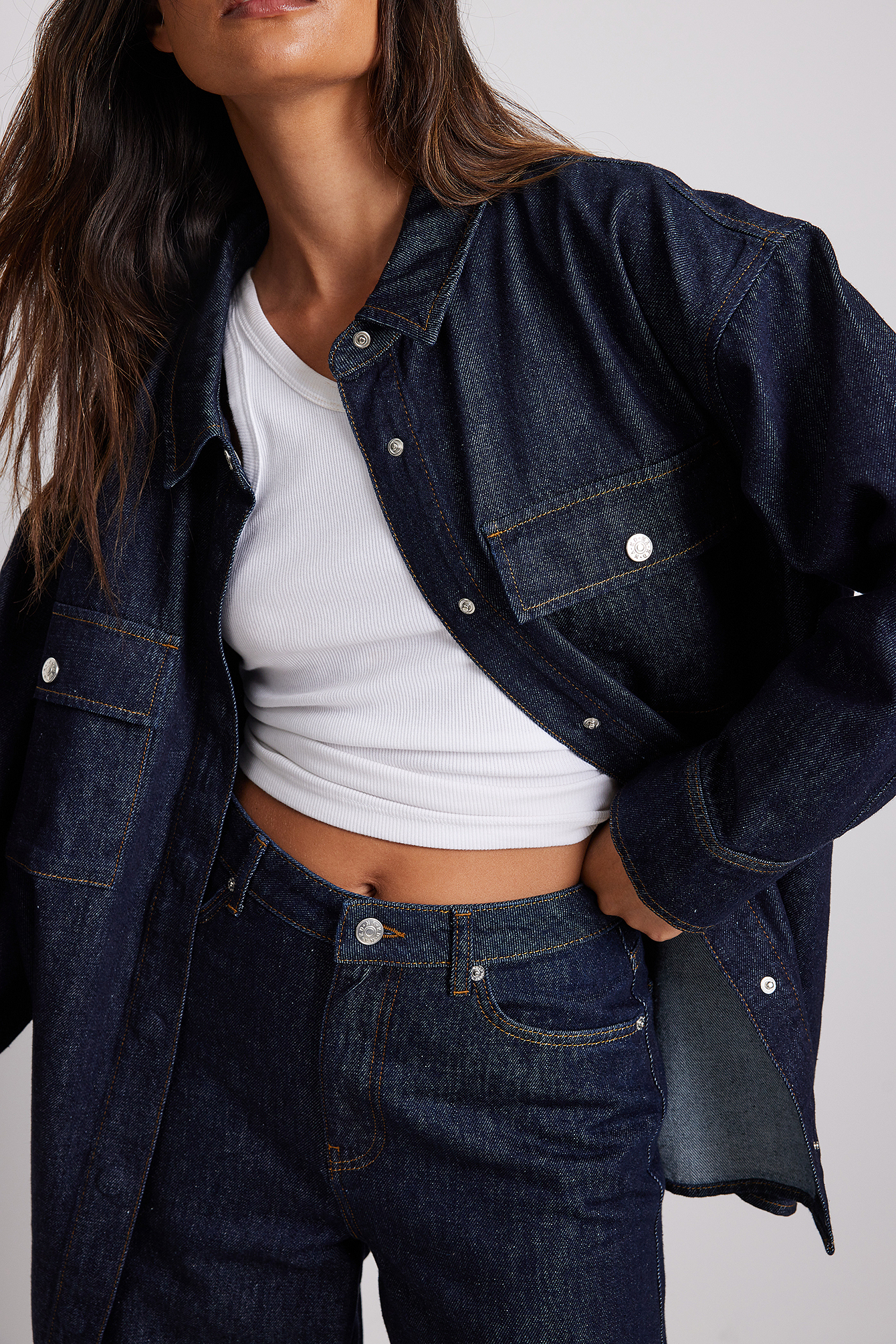 Chemise courte en jean Calvin Klein Femme Vêtements Chemises En jean 