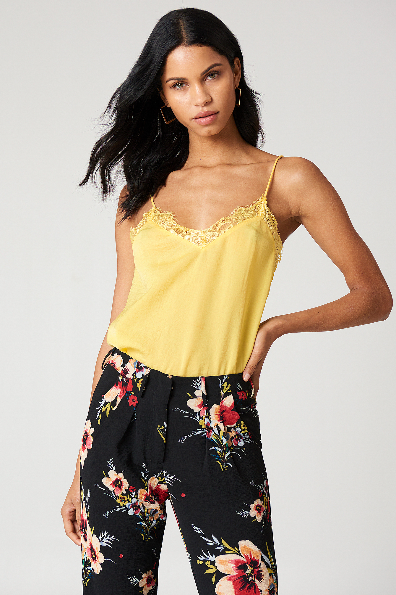 Yellow Stine Lace Singlet