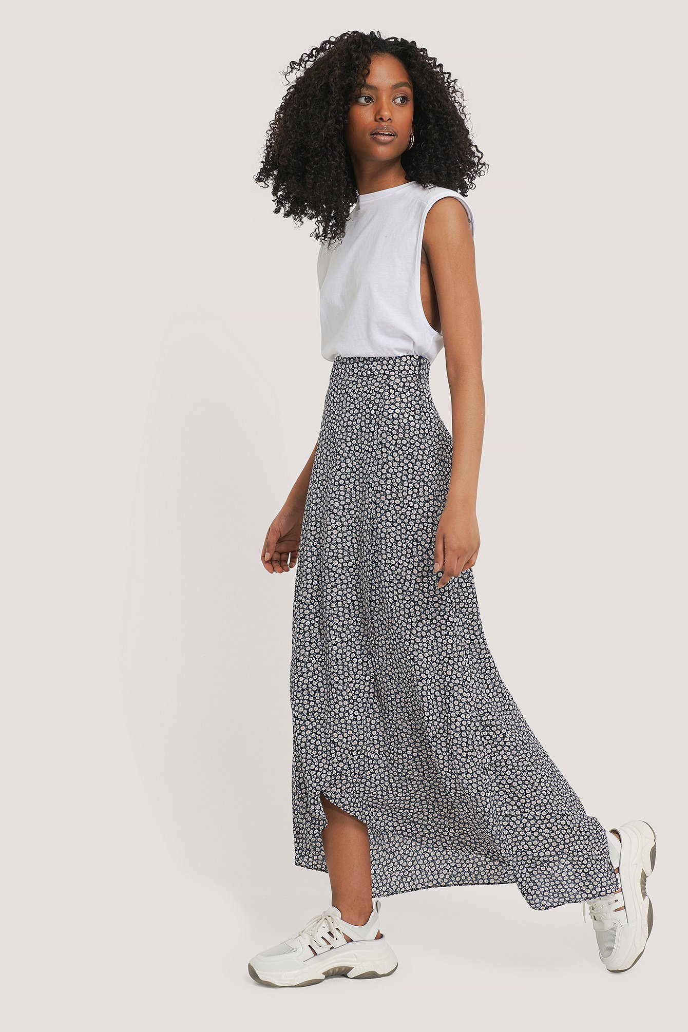 Printed Maxi Overlap Skirt Outfit.