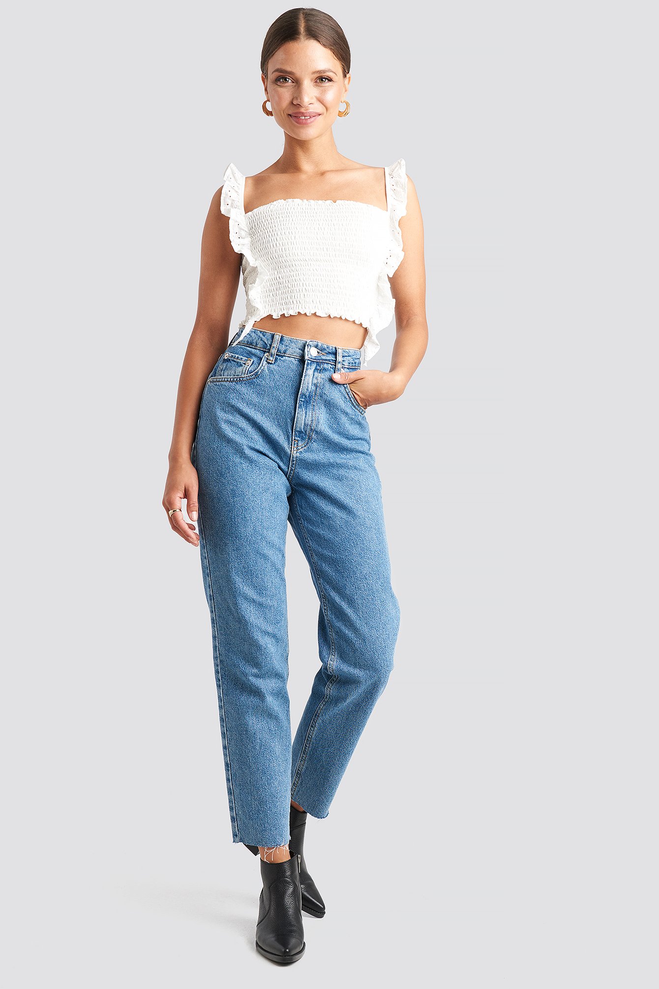Broderie Anglais Ruffle Crop Top Outfit.