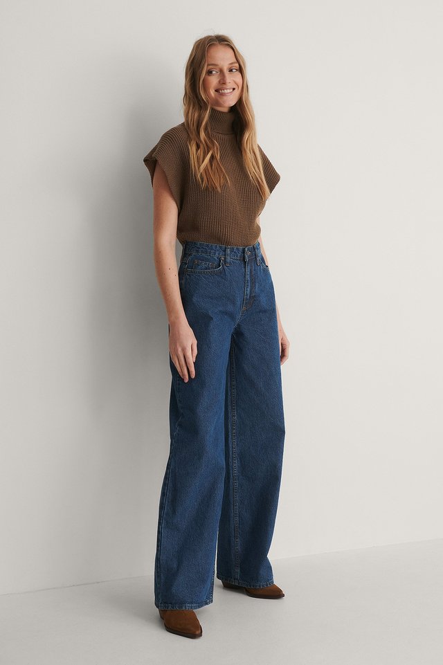 High Waist Wide Jeans Blue Outfit.