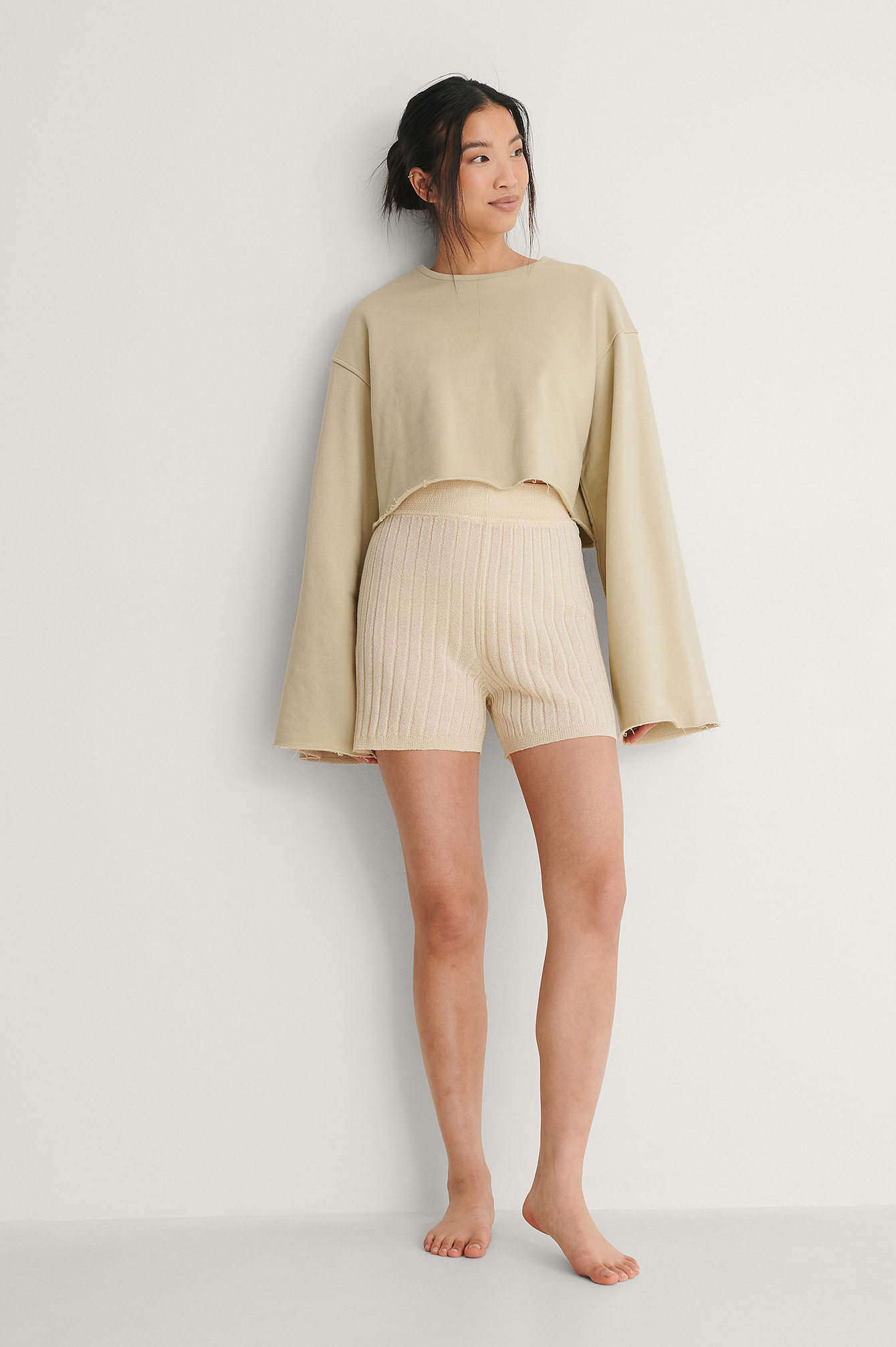 NA-KD Light Knitted Ribbed Shorts Outfit