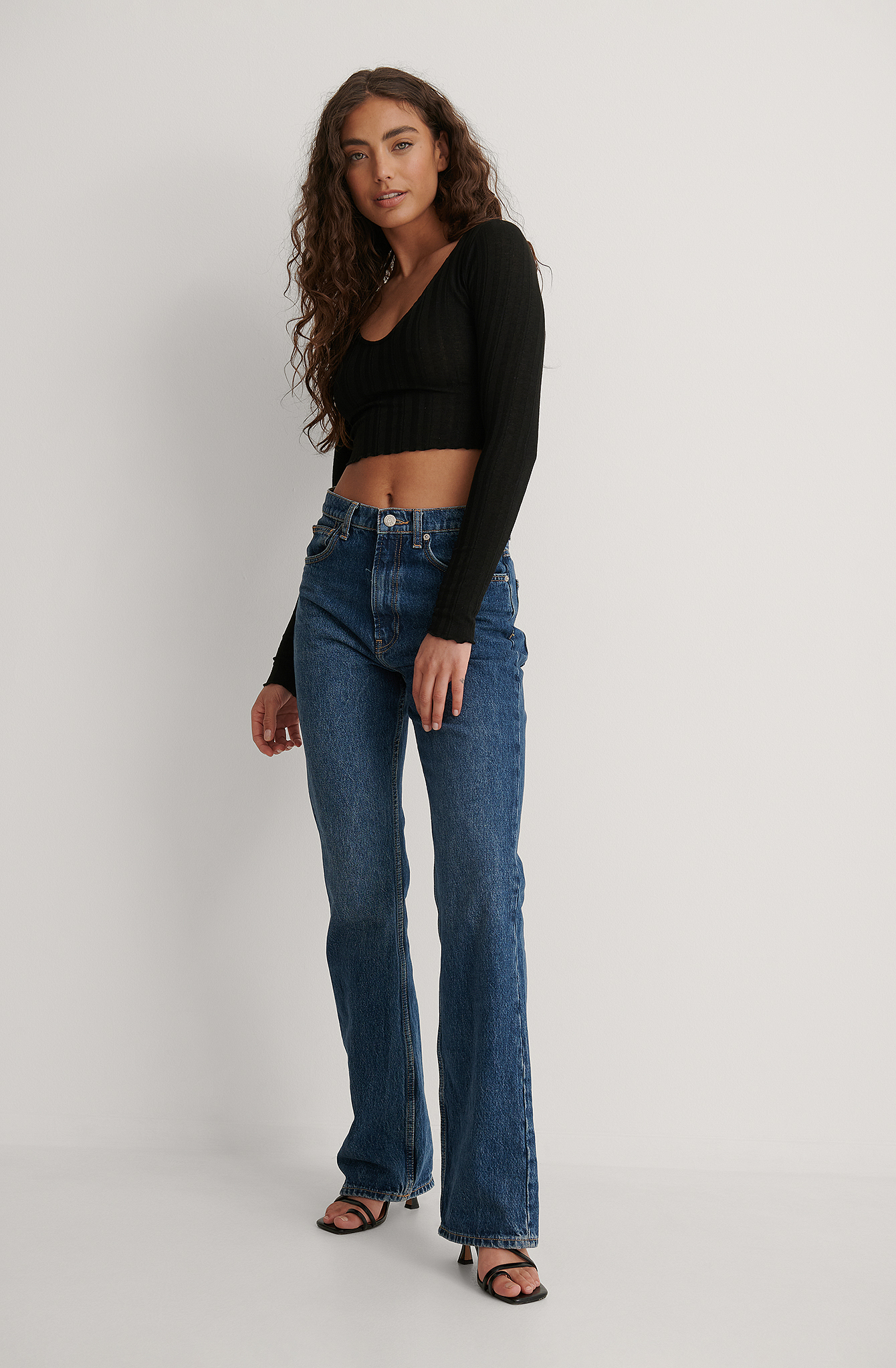 V-neck Crop Rib Top Outfit