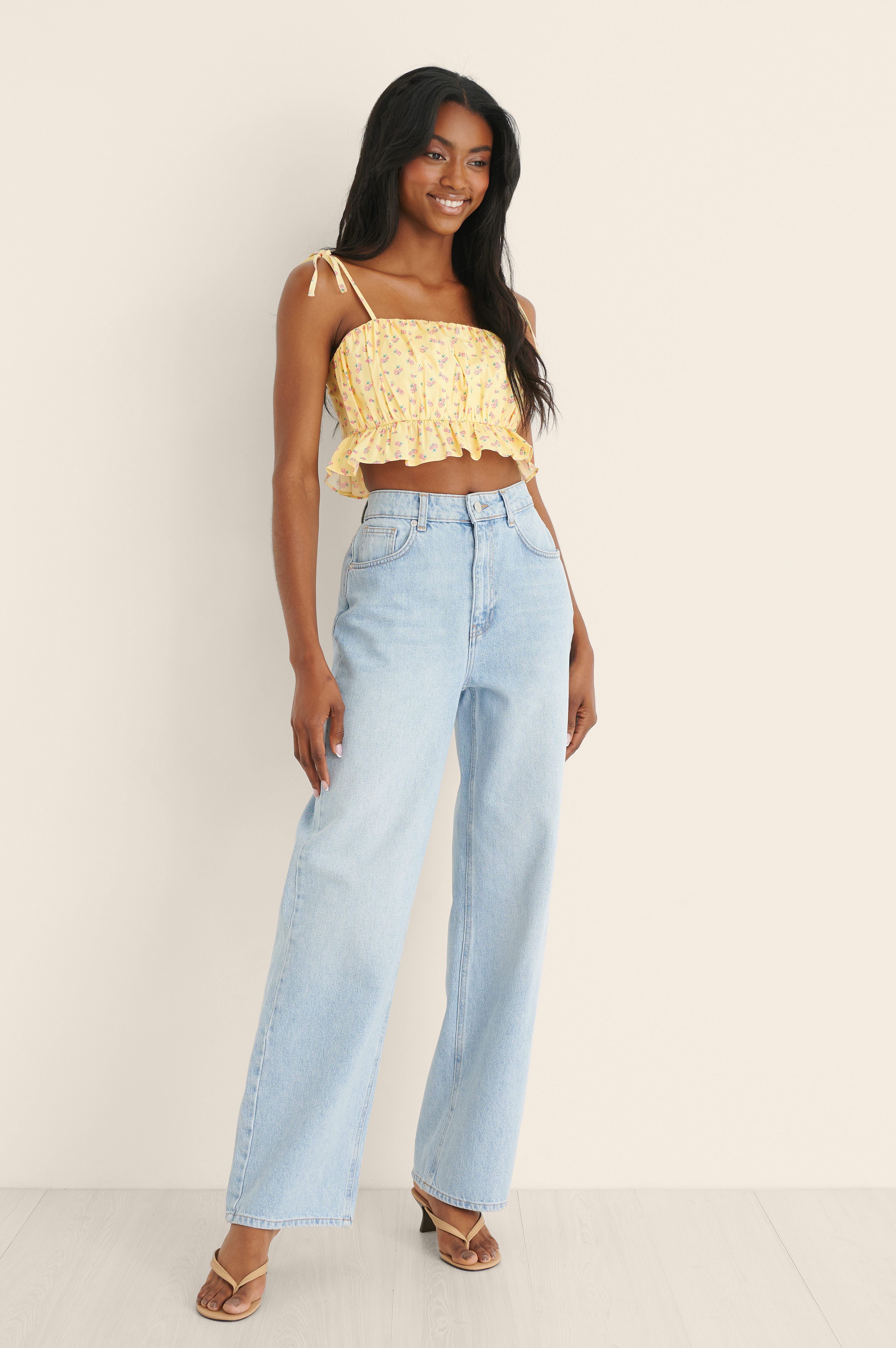 Cropped Frill Top Outfit