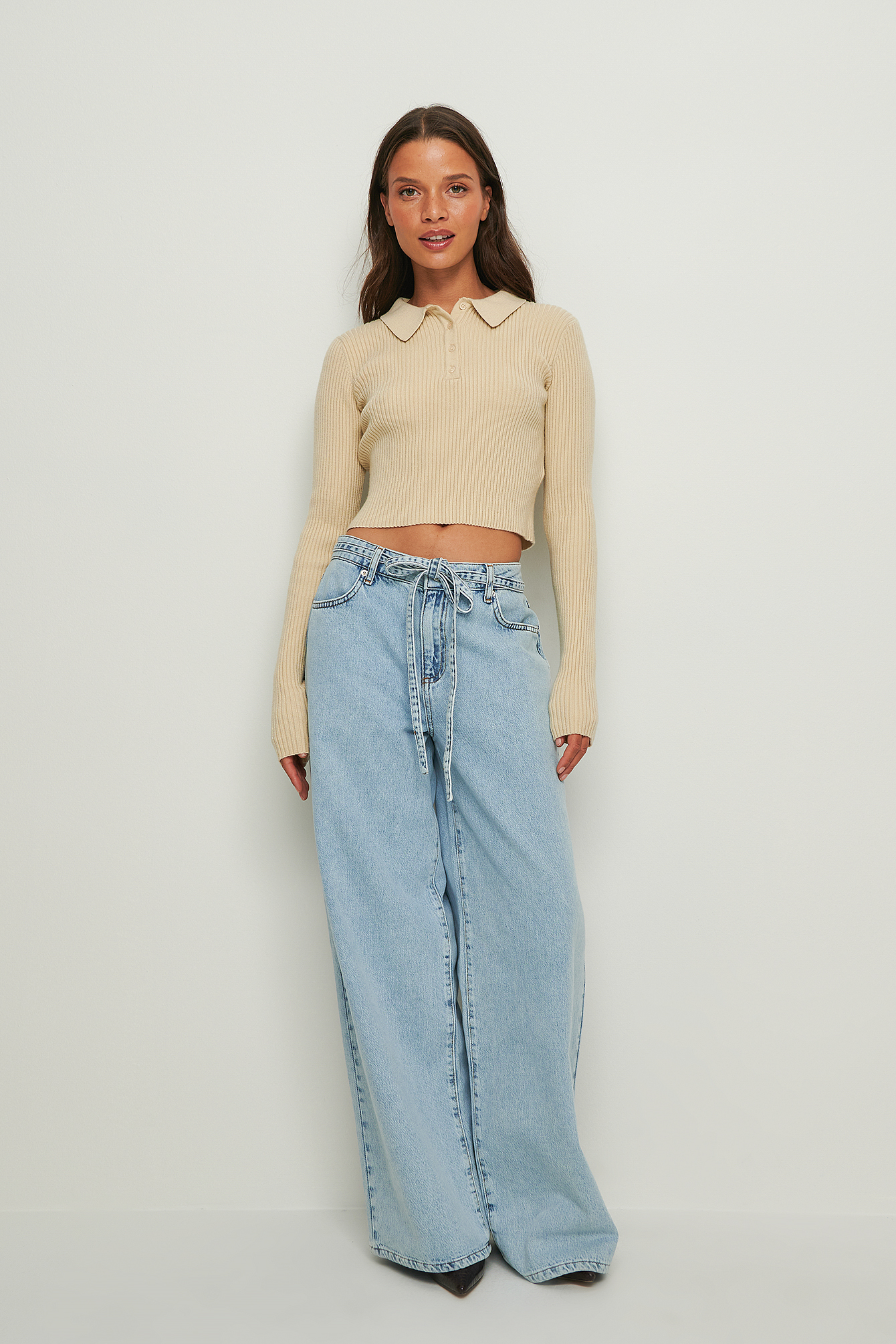 Button Detail Knitted Cropped Top Outfit