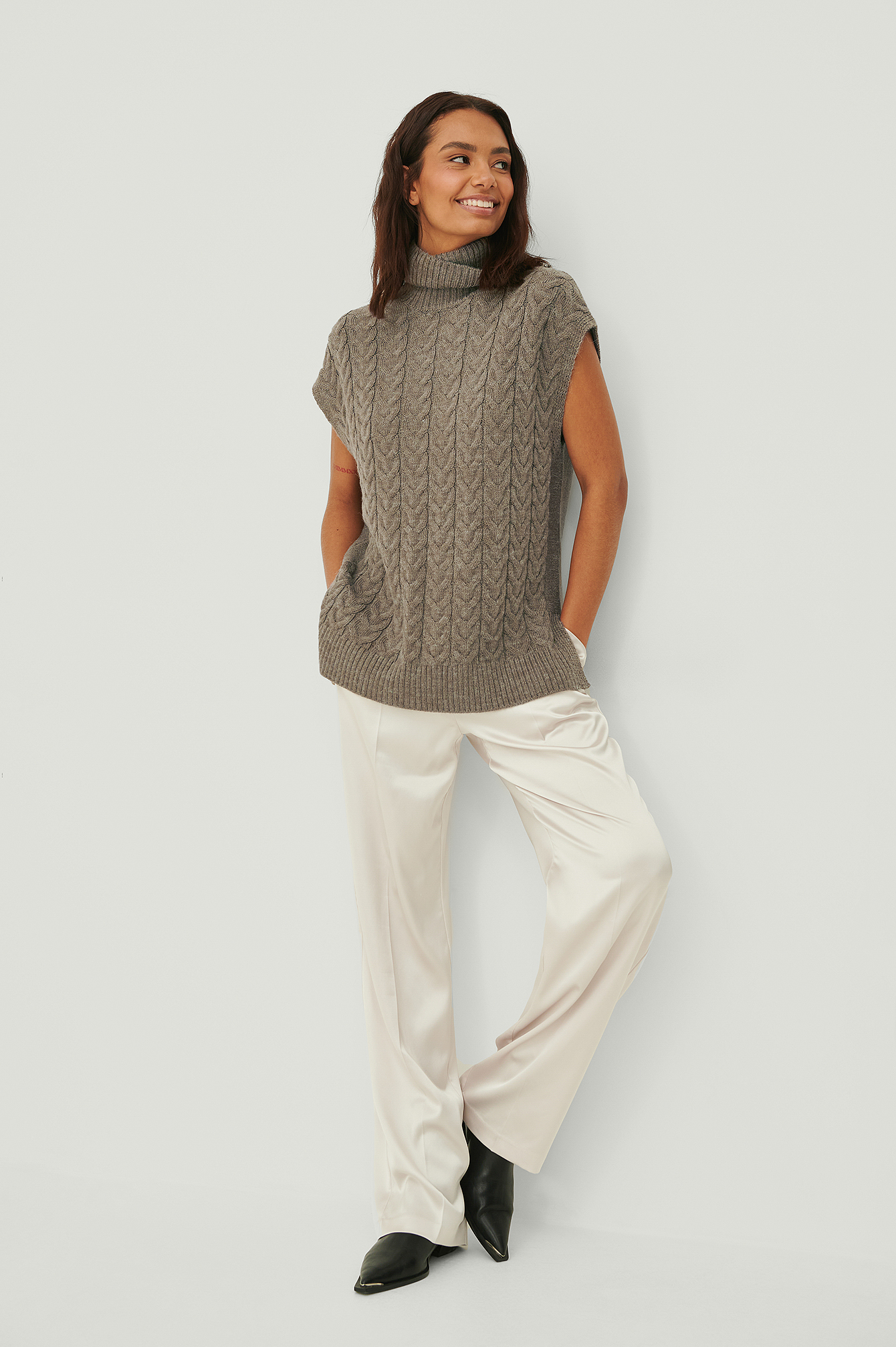 High Neck Cable Knitted Vest Outfit.