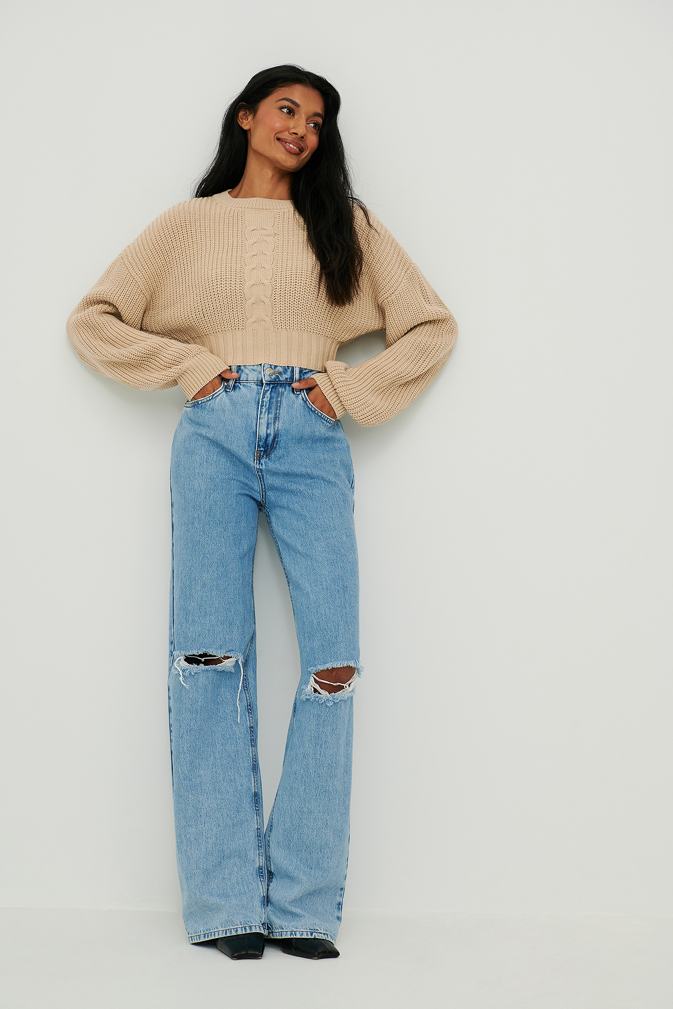 Cropped Cable Knit Sweater Outfit