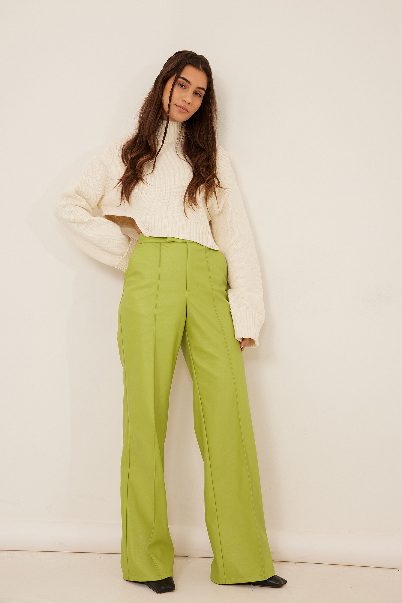 Pleated PU Pants Outfit.