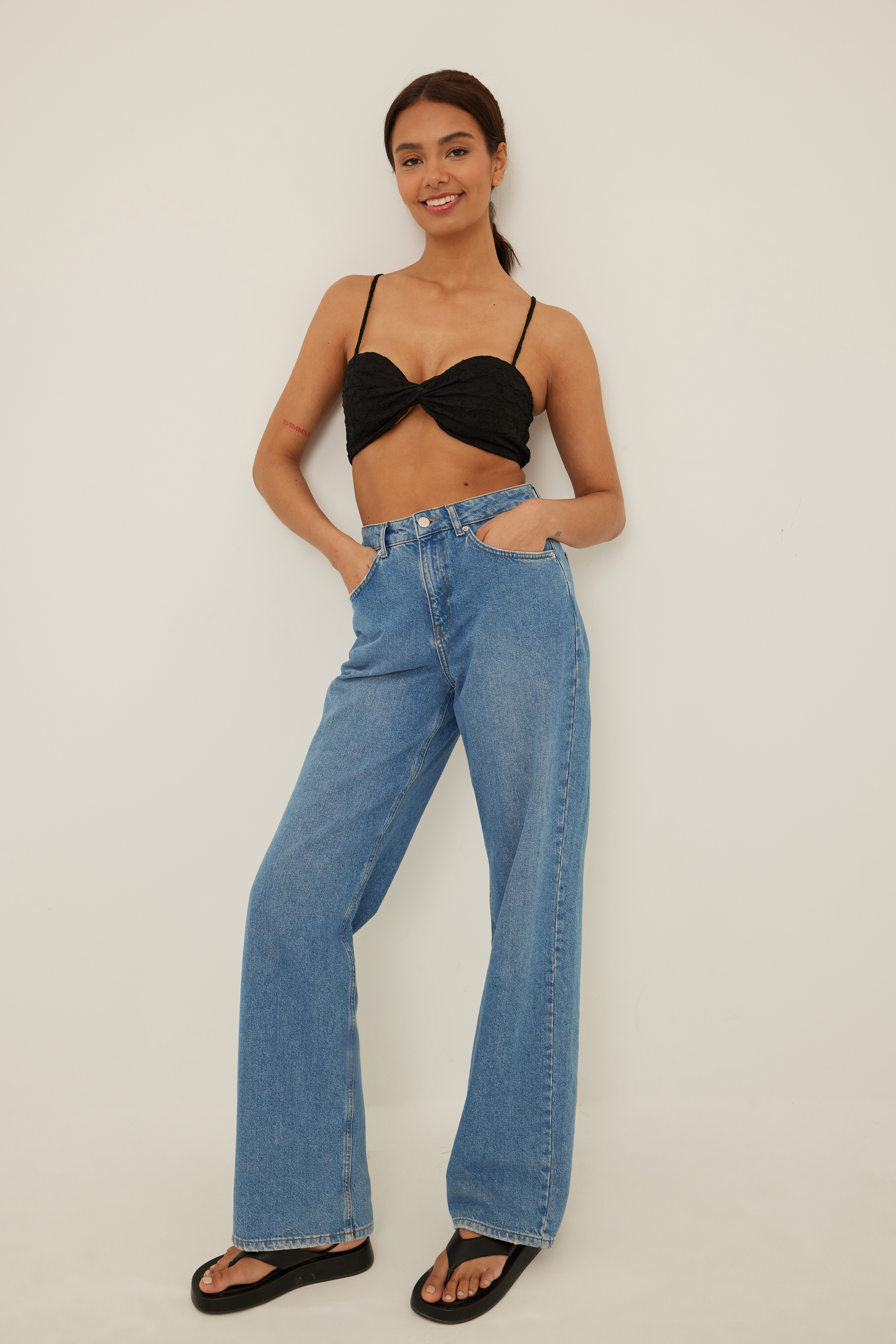 Twist Front Cropped Top Outfit.