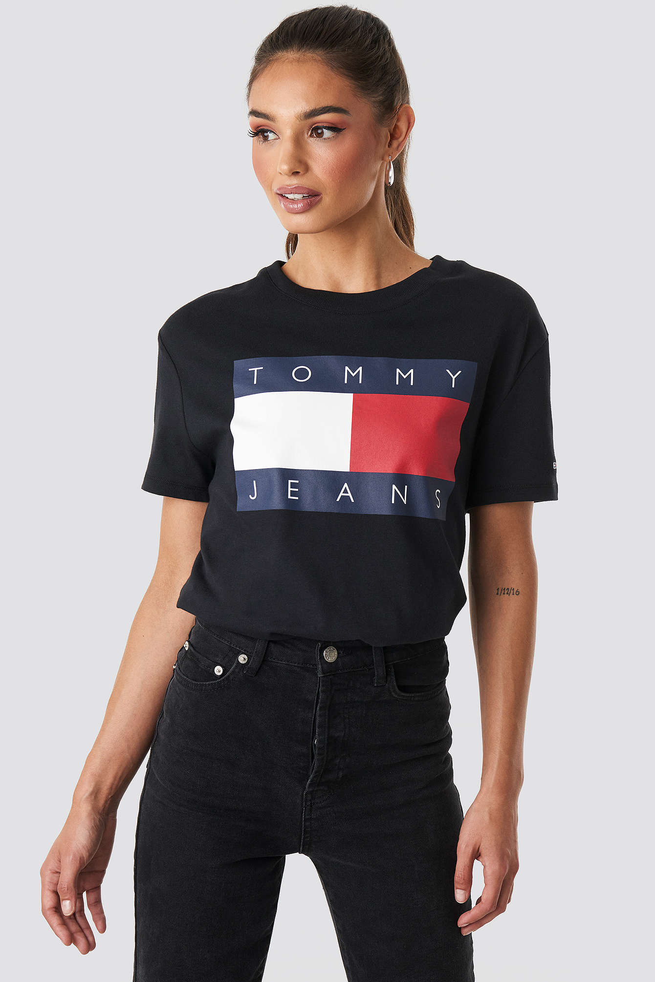 Black Tommy Jeans Tommy Flag Tee