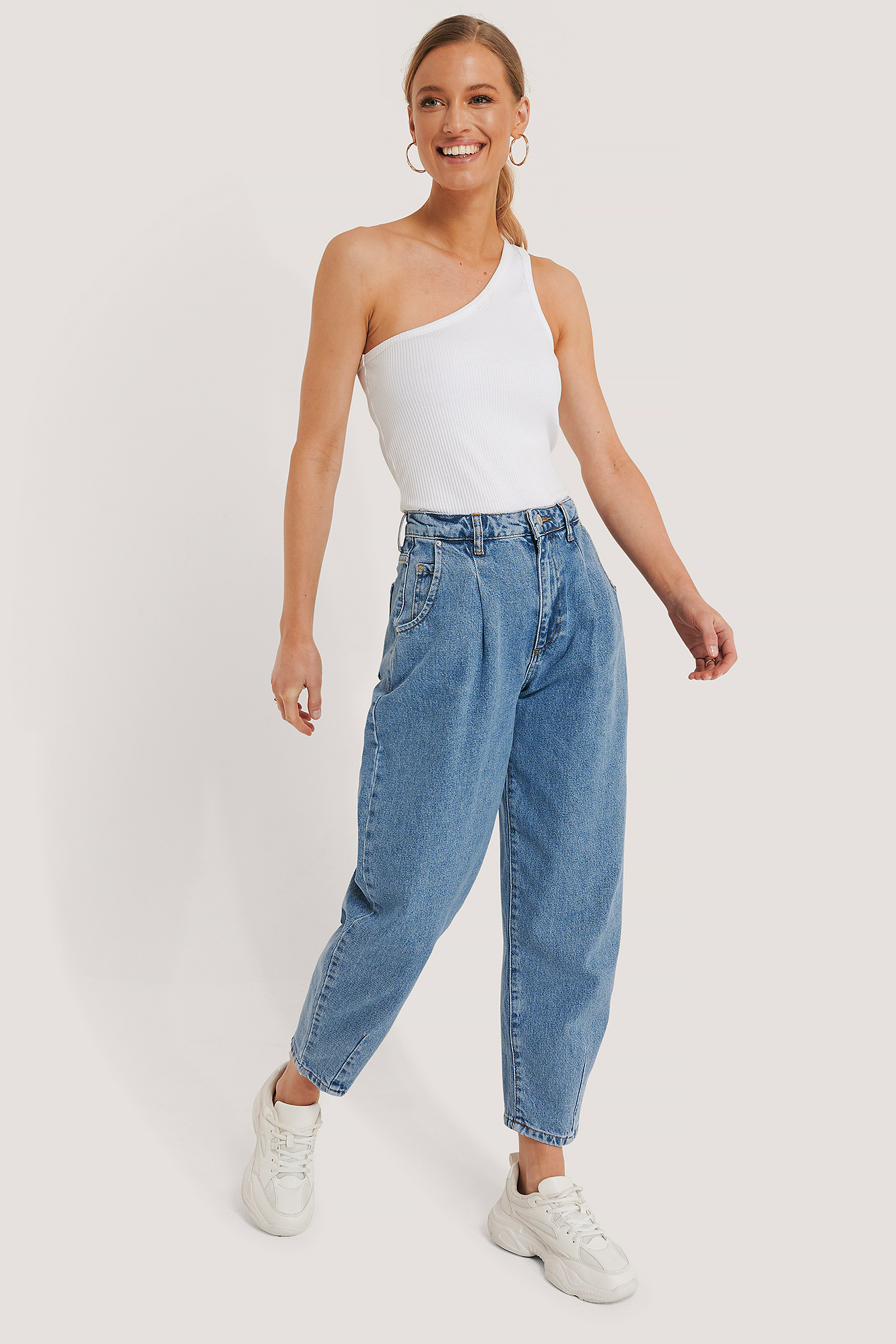 High Waist Balloon Jeans Bleu nakd.fr