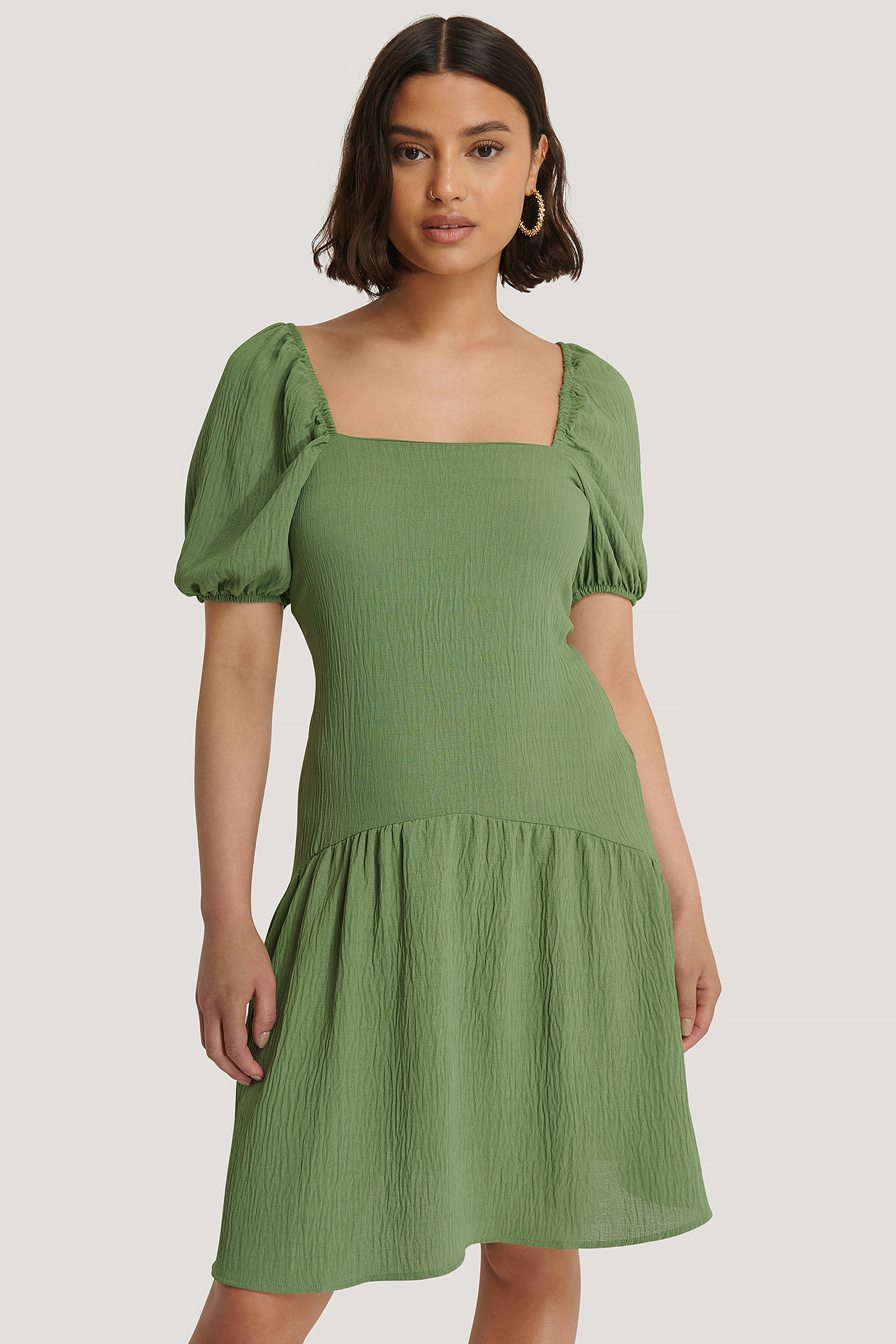 Khaki Robe À Manches Bouffantes Et Encolure Carrée