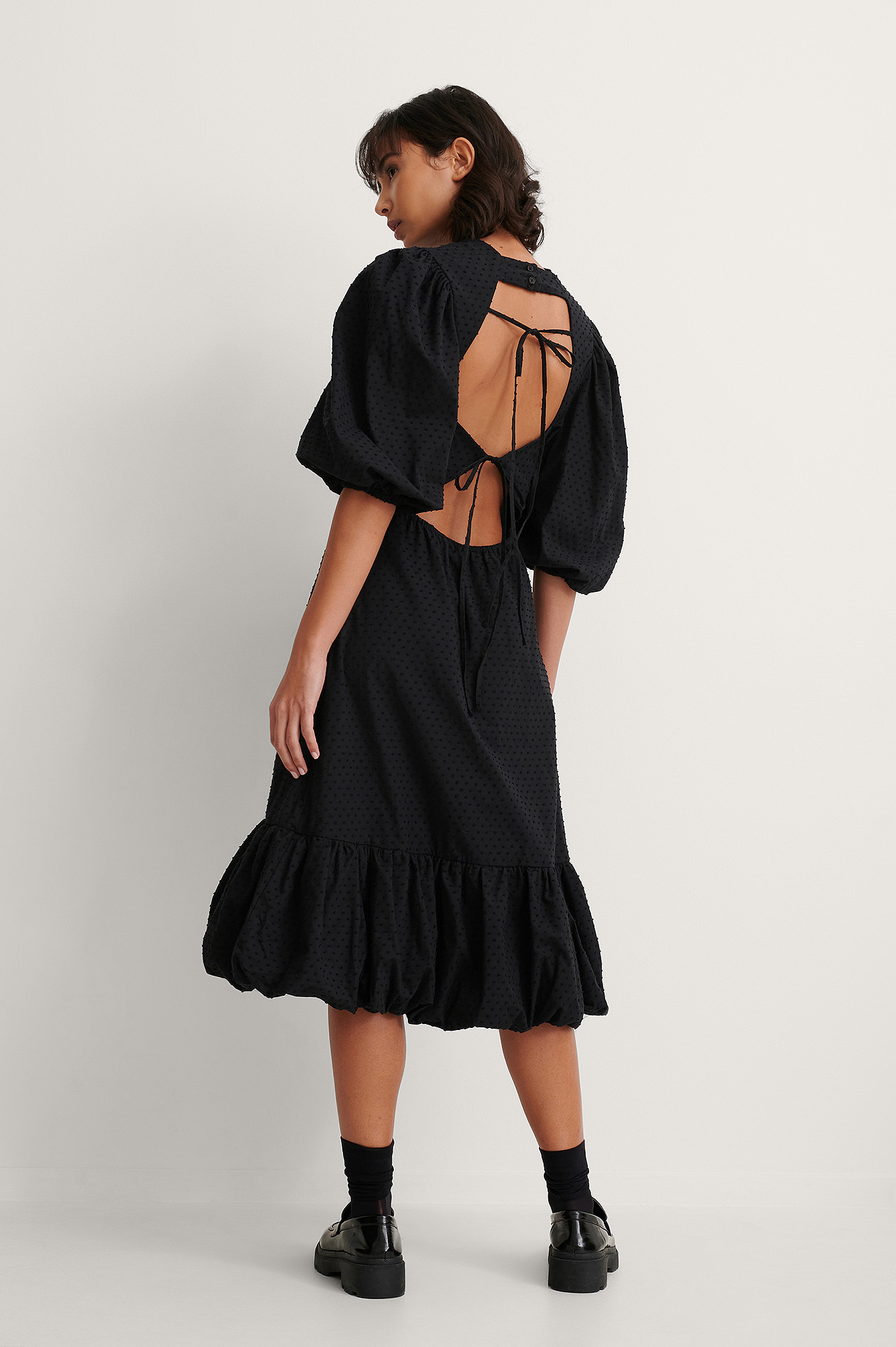 Black Back Detail Volume Sleeve Dress