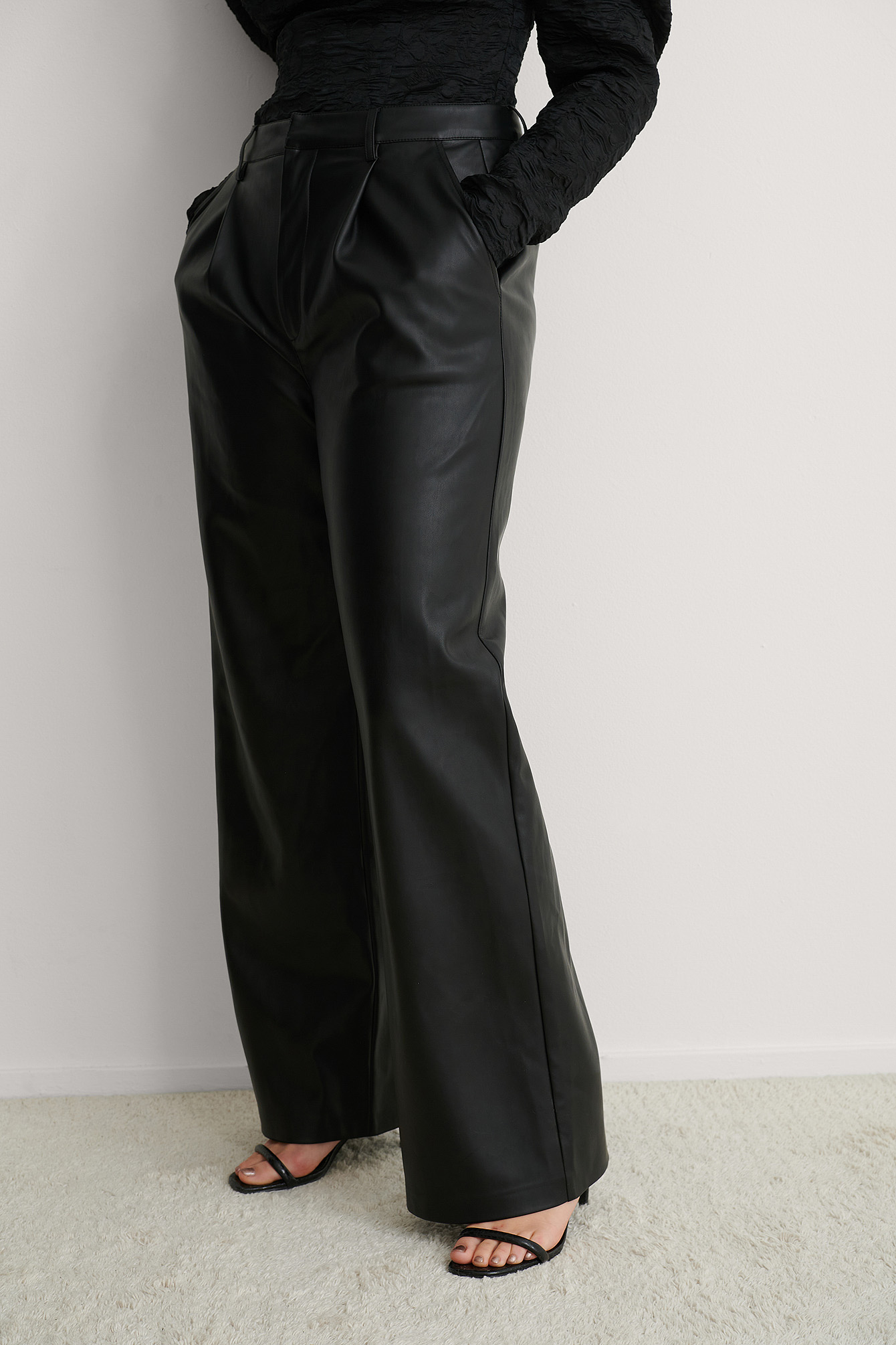 Black Pantalon Faux Cuir
