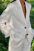 White Blazer surdimensionné