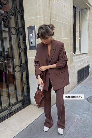 Brown Pantalon de costume ajusté en matière recyclée