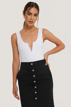 White Anika Teller x NA-KD Body Col En V