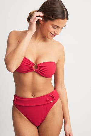 Red Culotte de bikini ceinturée