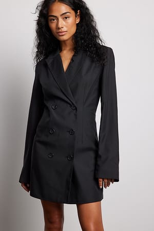 Black Robe blazer courte