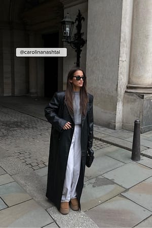 Black Trench en faux cuir surdimensionné