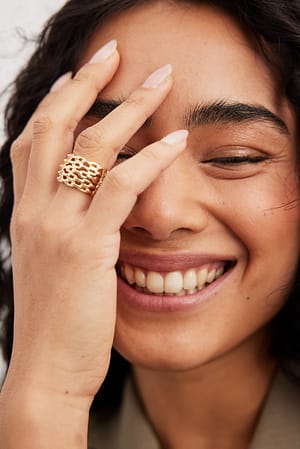 Gold Chain Detail Ring
