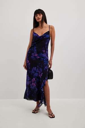 Midnight Bloom Robe longue en mousseline à volants