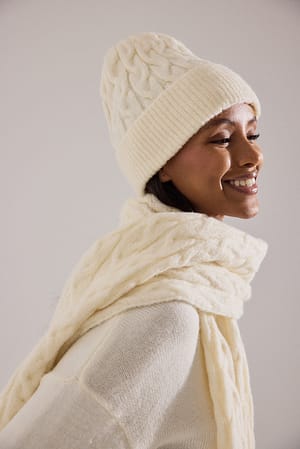 Off White Bonnet