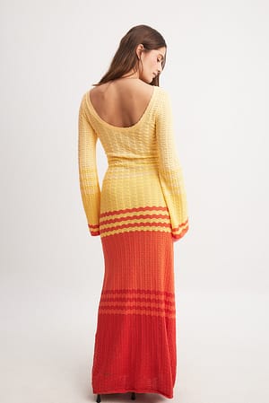 Multicolor Robe longue en maille avec décolleté profond au dos