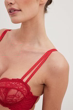 Red Soutien-gorge à armatures en dentelle délicate