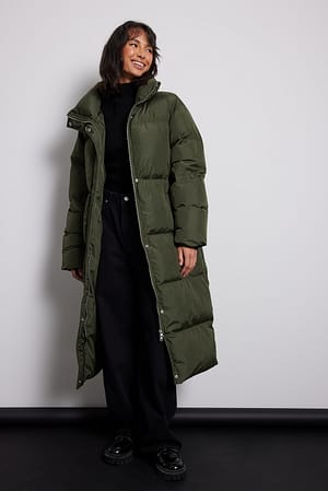Green Doudoune longue en duvet mélangé avec ceinture rembourré