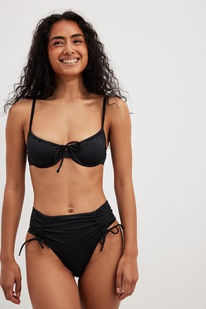 Black Culotte de bikini taille échancrée