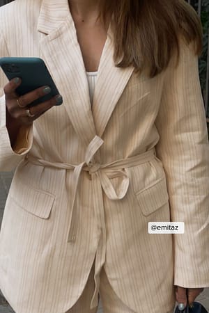 Offwhite Blazer droit ceinturé à rayures