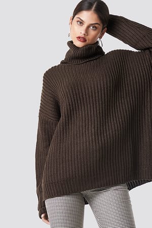 Dark Brown Big Chunky Knitted Sweater