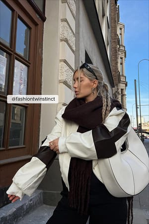 Off White/Brown Bomber en similicuir