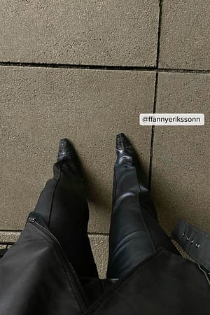 Black Pantalon en similicuir à taille haute