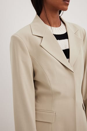 Beige Blazer ajusté avec petit revers