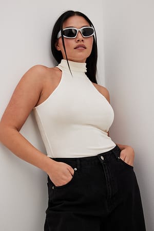 Offwhite Haut brillant à col cheminée