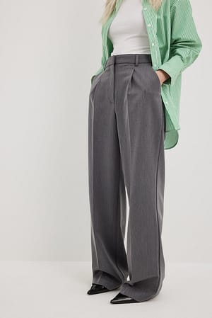 Grey Pantalon de costume taille haute en tissu épais