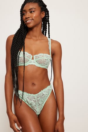 Dusty Light Green Culotte échancrée en dentelle