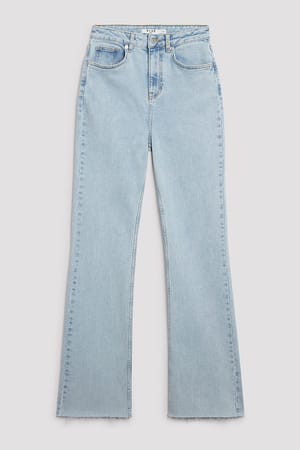 Light Blue Jean taille haute avec coupe évaséeJean taille haute biologique