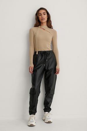Black Handpicked x NA-KD Pantalon Faux Cuir
