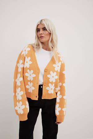 Apricot Cardigan à fleurs en tricot à jacquard