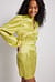 Robe courte en jacquard de satin à découpes