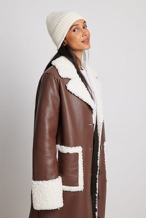 Off White Bonnet tricoté