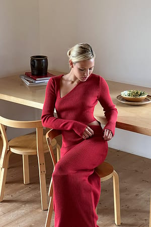 Red Robe longue en tricot à découpes