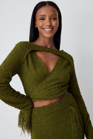 Khaki Pull cache-cœur en maille à franges