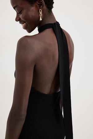 Black Robe courte en maille avec lien à nouer