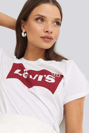 White Levi's The Perfect Tee