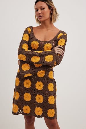 Brown Multi Robe courte en maille crochetée à manches longues