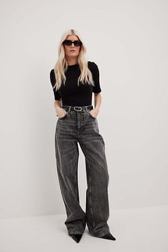 Low Waist Wide Leg Jeans Outfit